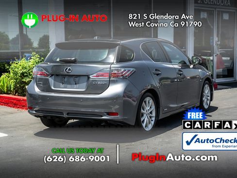 Used 2013 Lexus CT 200h w/ Leather Pkg FWD image 6