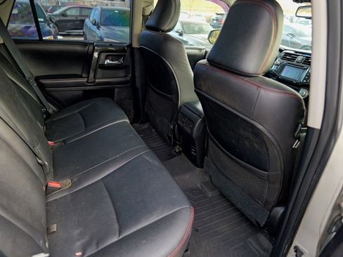 Used 2014 Toyota 4Runner Limited image 30