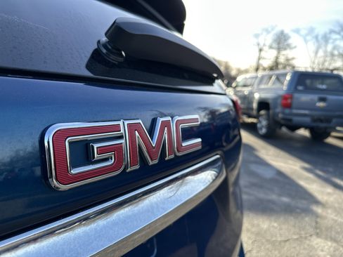 Used 2020 GMC Terrain SLE w/ Driver Convenience Package image 34