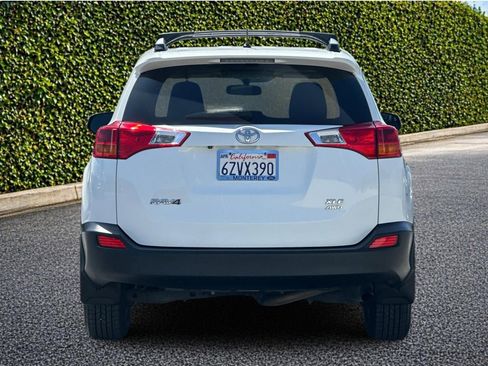 Used 2013 Toyota RAV4 XLE AWD/4WD image 5