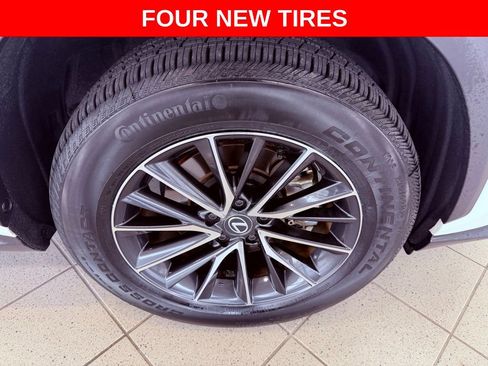 Certified 2024 Lexus NX 250 FWD w/ Premium Package image 4