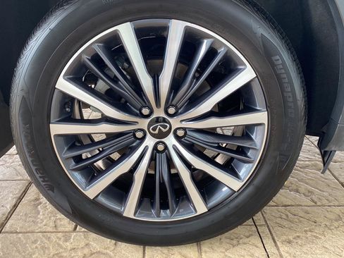 Used 2025 INFINITI QX60 Sensory w/ Vision Package AWD/4WD image 12