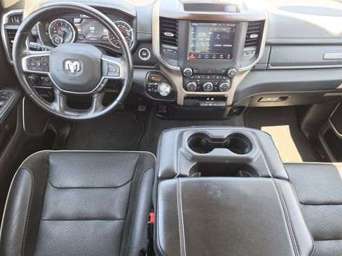 Used 2022 RAM 1500 Laramie AWD/4WD image 11