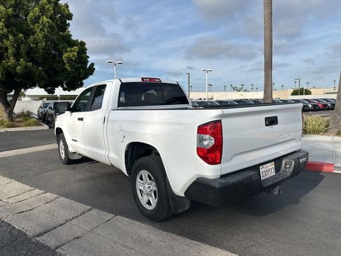 Used 2015 Toyota Tundra SR5 w/ Tow Package image 14