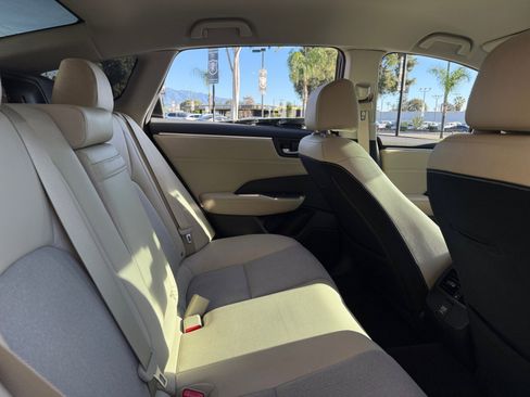 Used 2019 Honda Clarity Plug-In Hybrid image 17