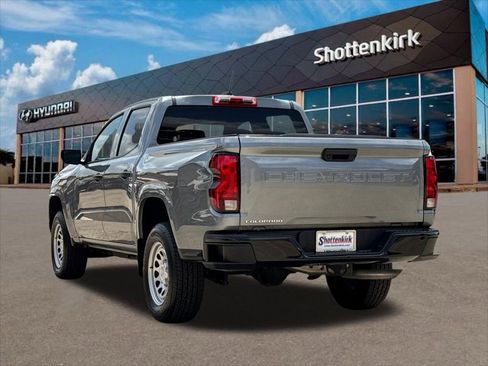 Used 2023 Chevrolet Colorado W/T RWD image 8
