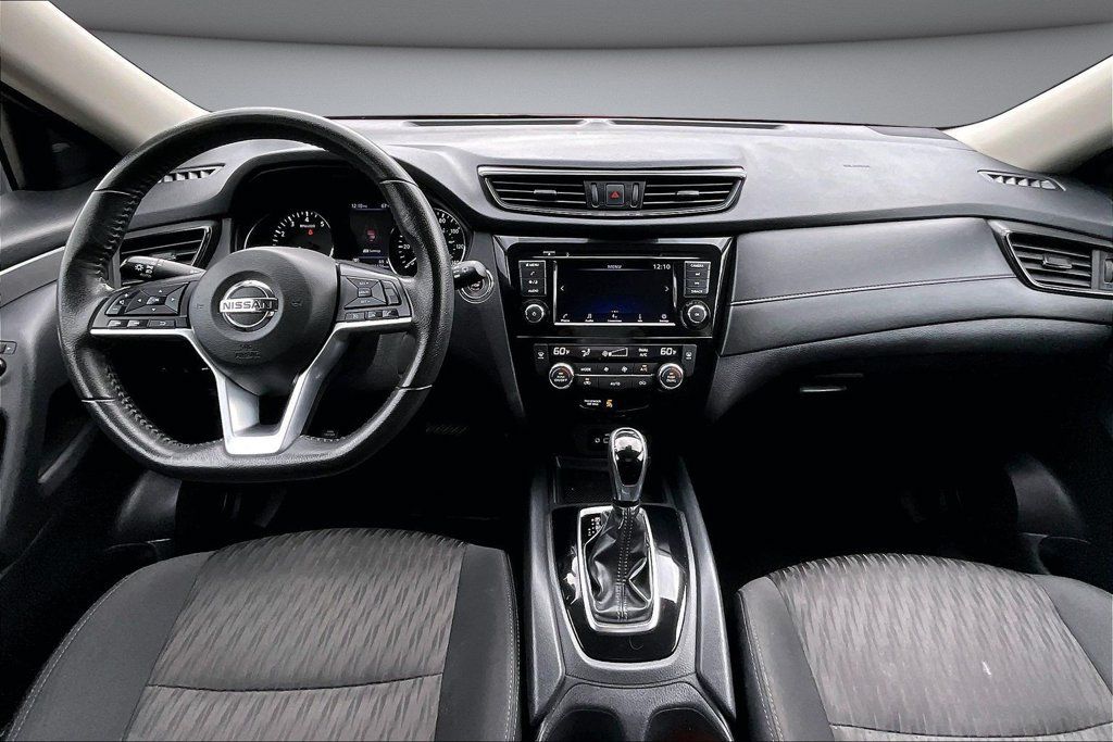 Used 2020 Nissan Rogue SV AWD/4WD image 7