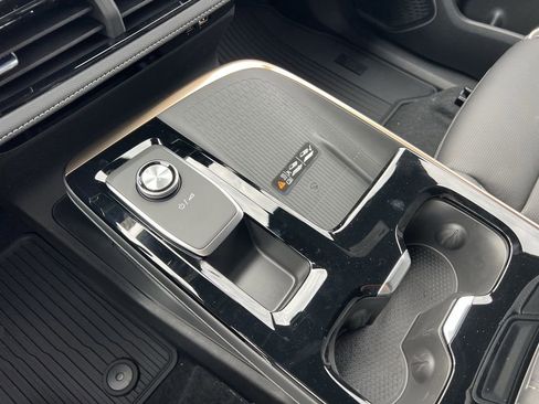 New 2026 Buick Enclave Avenir w/ LPO, All-Weather Package image 7