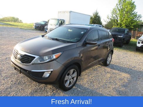 Used 2013 Kia Sportage LX image 1