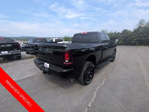 New 2026 RAM 2500 Big Horn AWD/4WD image 8