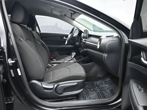 Used 2019 Kia Forte S FWD image 28