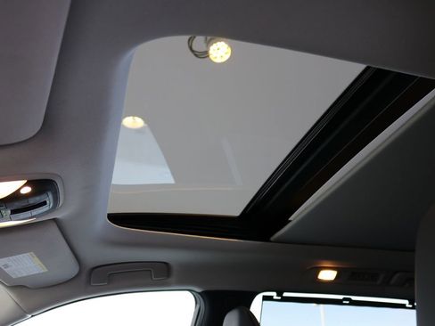 Certified 2023 INFINITI QX60 Sensory w/ Cargo Package image 18