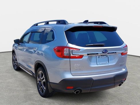 Used 2025 Subaru Ascent Touring AWD/4WD image 7