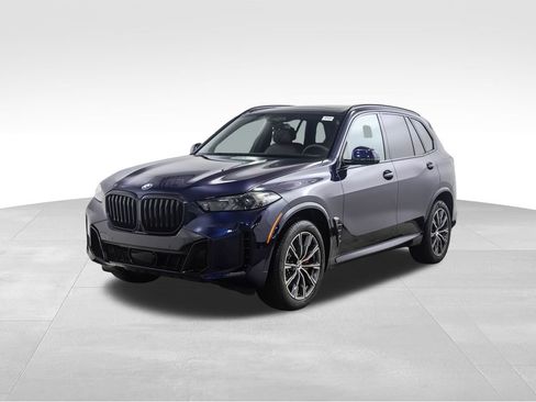 New 2026 BMW X5 xDrive40i w/ M Sport Package image 1