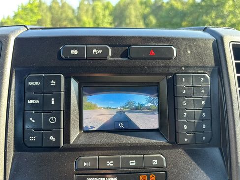 Used 2021 Ford F550 4x4 Crew Cab Super Duty image 18