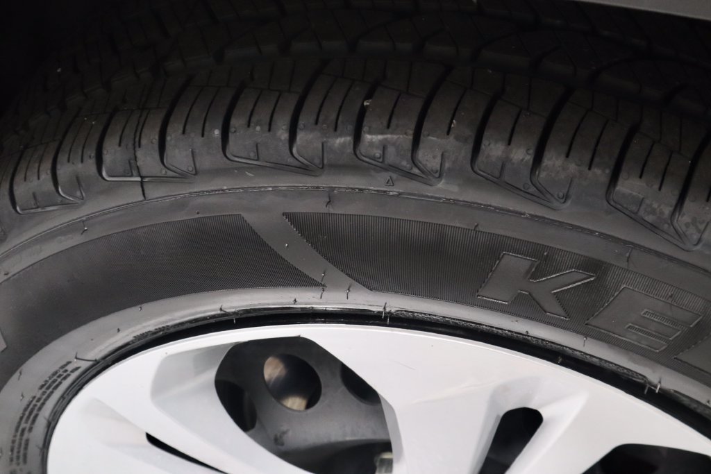 Used 2025 Chevrolet Trax LS FWD image 19
