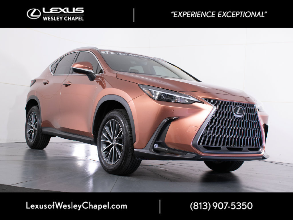 Used 2025 Lexus NX 250 FWD w/ Accessory Package (2T) image 1