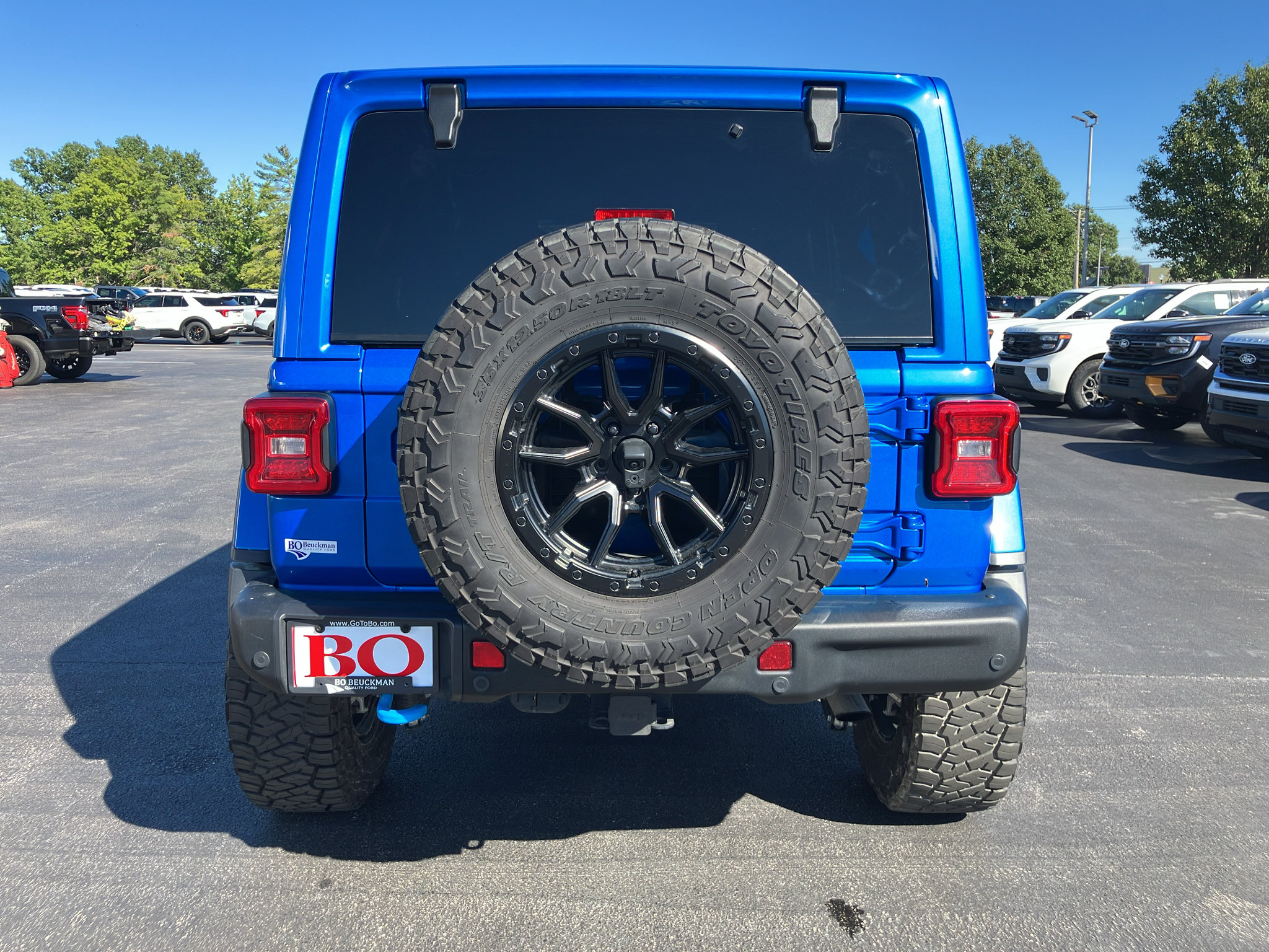 Used 2024 Jeep Wrangler Unlimited Rubicon 4xe AWD/4WD image 5