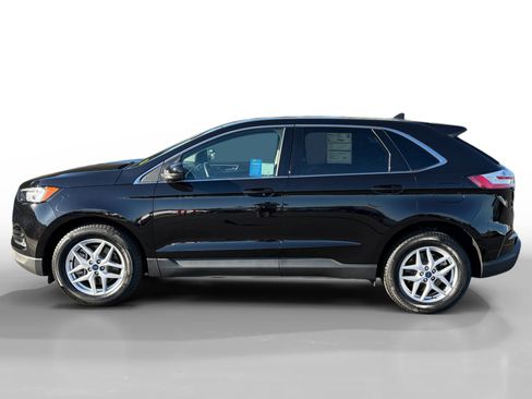 Certified 2021 Ford Edge SEL image 2