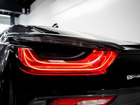 Used 2019 BMW i8 Coupe AWD/4WD image 30