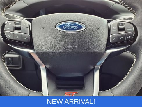 Used 2024 Ford Explorer ST w/ Equipment Group 401A AWD/4WD image 18