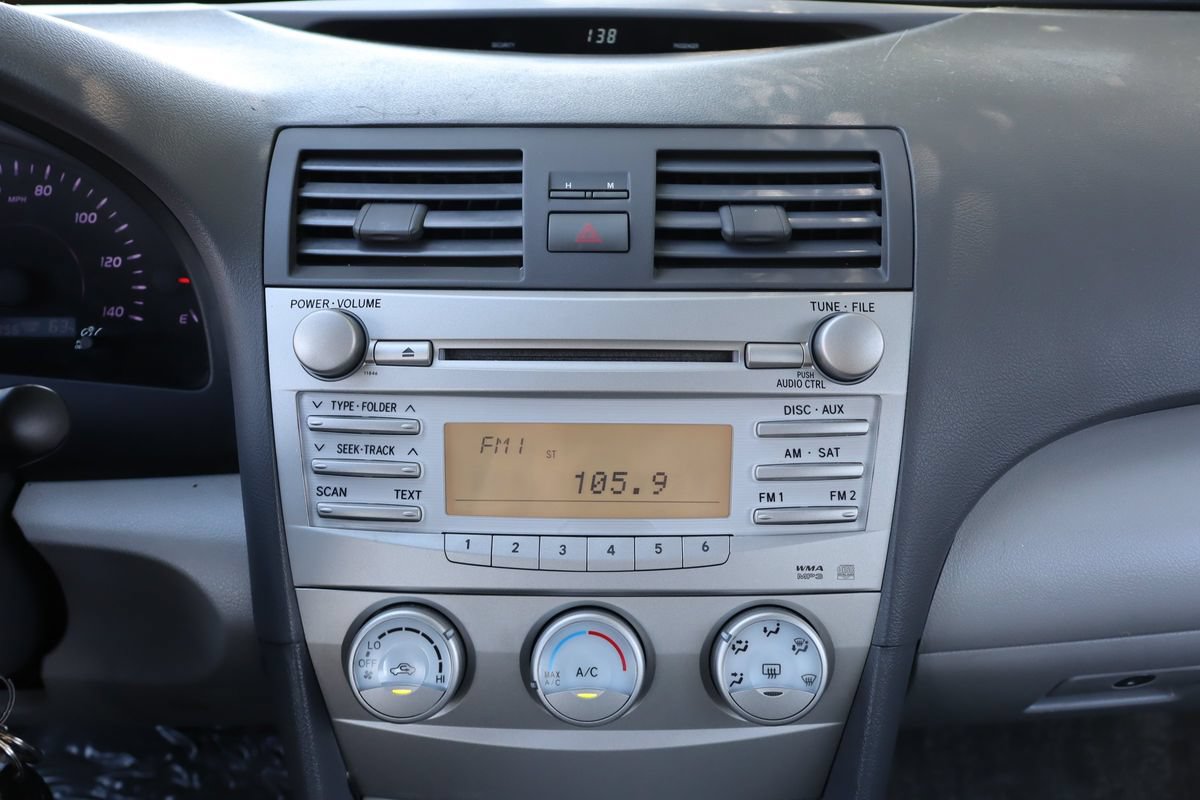 Used 2010 Toyota Camry FWD image 33