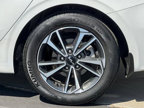 Used 2024 Kia Forte LXS w/ LXS Technology Package FWD image 33