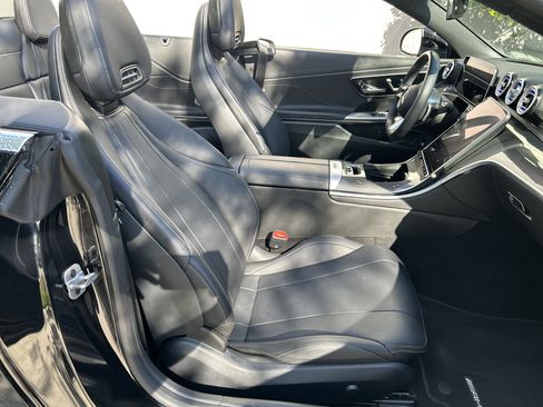 Certified 2025 Mercedes-Benz CLE 300 4MATIC Cabriolet image 55
