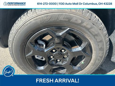 Used 2023 Jeep Compass Trailhawk w/ Sun and Sound Group AWD/4WD image 10