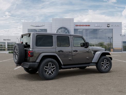 New 2026 Jeep Wrangler Unlimited Sahara AWD/4WD image 33