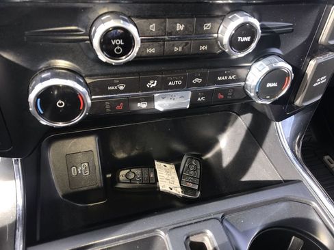 Used 2022 Ford F150 XLT w/ Equipment Group 302A High image 18