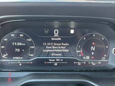 Used 2023 GMC Yukon XL Denali Ultimate image 10