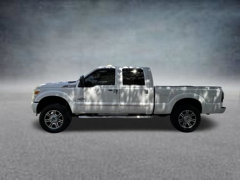 Used 2015 Ford F250 Platinum w/ FX4 Off-Road Package AWD/4WD image 4