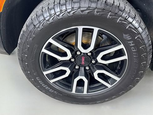Used 2023 GMC Yukon AT4 w/ AT4 Premium Package image 35