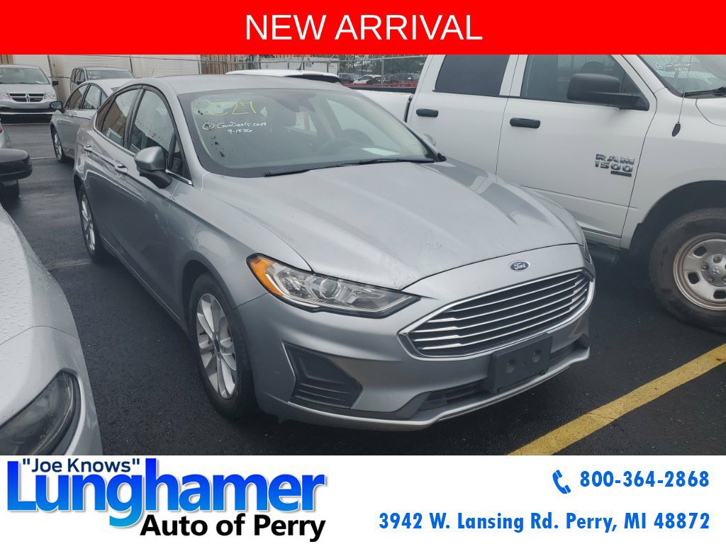 Used 2020 Ford Fusion SE FWD image 1