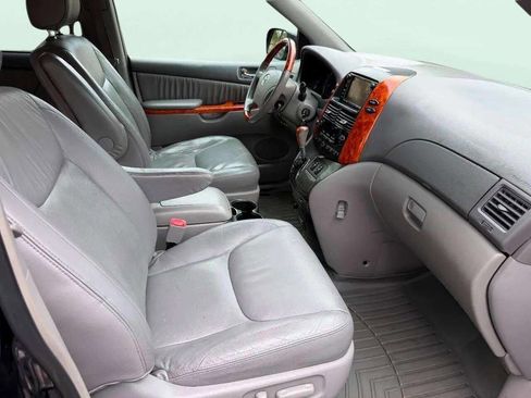 Used 2008 Toyota Sienna AWD image 15