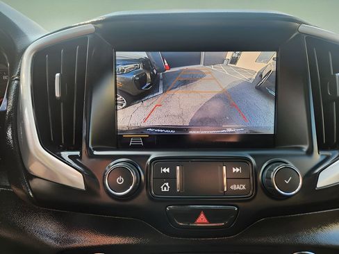 Used 2019 GMC Terrain SLE w/ Driver Convenience Package AWD/4WD image 17