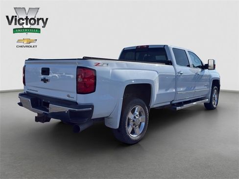 Used 2016 Chevrolet Silverado 2500 LTZ w/ Duramax Plus Package image 5