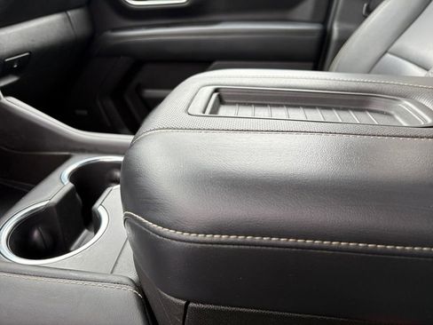 Used 2024 Chevrolet Tahoe Premier image 2