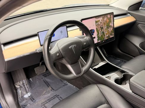 Used 2018 Tesla Model 3 Long Range AWD/4WD image 18