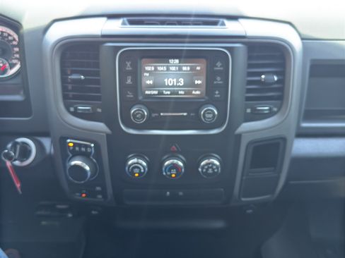 Used 2020 RAM 1500 Tradesman w/ Tradesman SXT Package AWD/4WD image 21