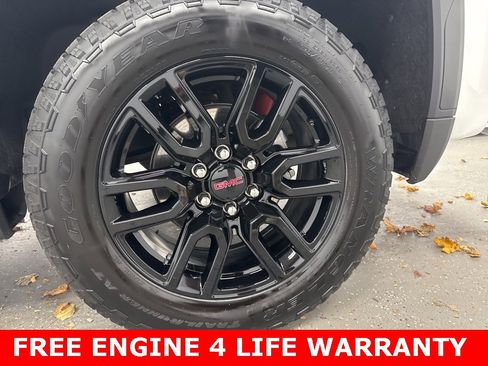 Used 2025 GMC Sierra 1500 Elevation w/ Elevation Premium Package image 5