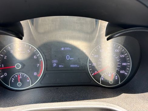 Used 2019 Kia Optima LX FWD image 15