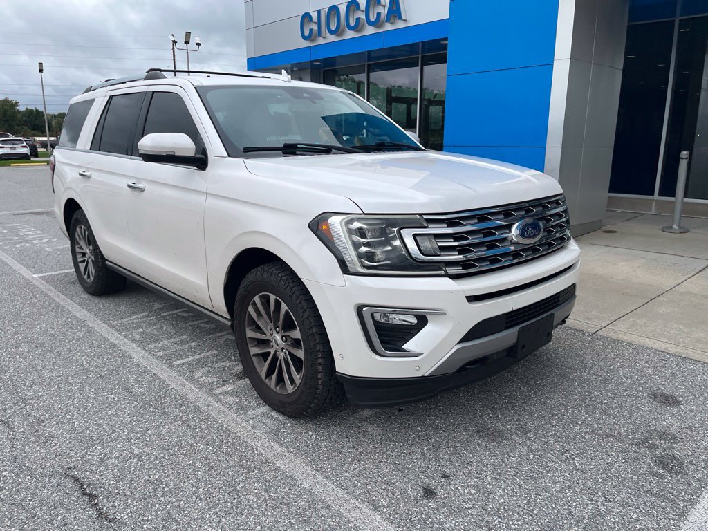 Used 2018 Ford Expedition Limited w/ Equipment Group 301A AWD/4WD image 3