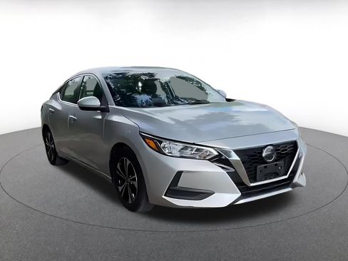 Used 2023 Nissan Sentra SV FWD image 2