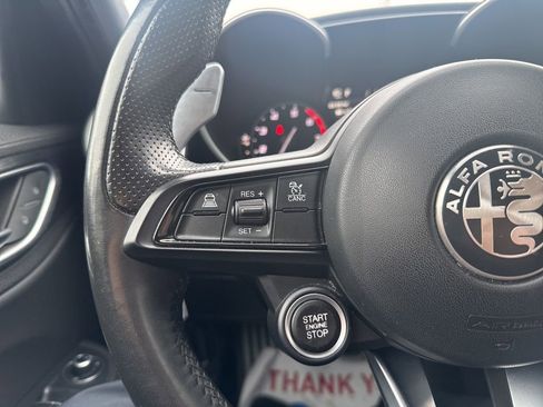 Used 2022 Alfa Romeo Giulia Sprint image 16