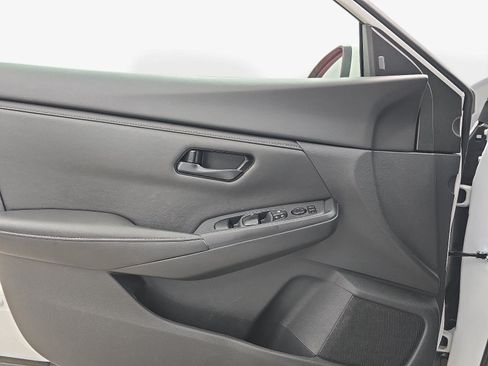 Used 2025 Nissan Sentra S FWD image 23