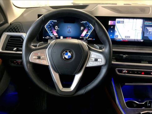 Used 2023 BMW X7 xDrive40i w/ Premium Package image 6
