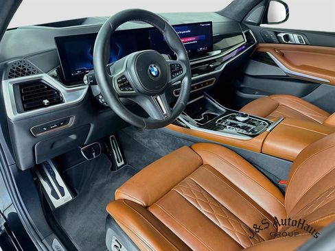 Used 2024 BMW X7 M60i w/ Executive Package AWD/4WD image 9