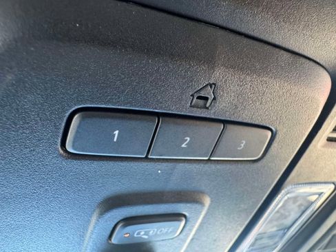 Used 2021 Chevrolet Tahoe LT image 40